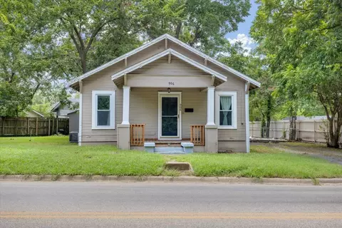 906 W Washington St, Sherman, TX 75092