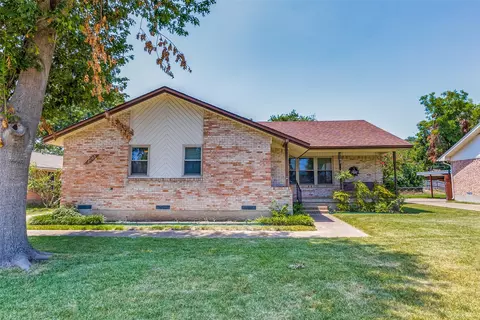2105 Patricia Ln, Garland, TX 75041