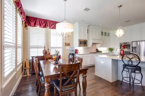 Dining - 452 Tablerock Dr, Murphy, TX 75094 photo 4 of 4