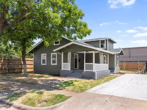 2005 May St, Fort Worth, TX 76110