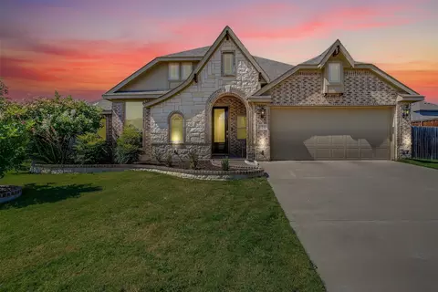 616 Anthony St, Crowley, TX 76036