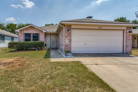 1709 Elm St, Anna, TX 75409
