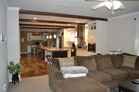8066 Hill St, Terrell, TX 75160 photo 7