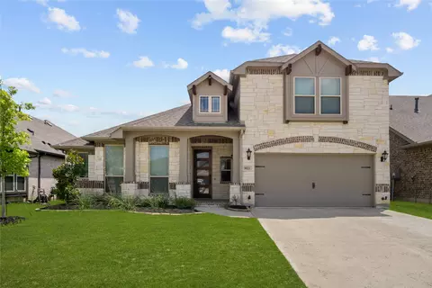 9021 Amistad Ln, Lantana, TX 76226