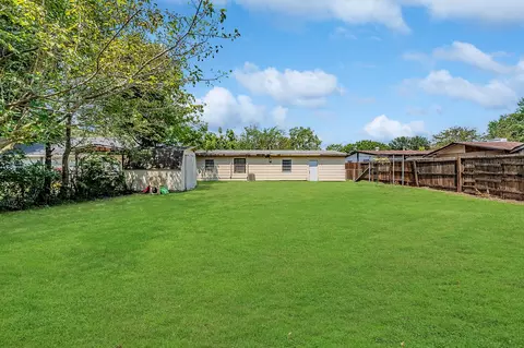 918 Jardin Dr, Mesquite, TX 75149