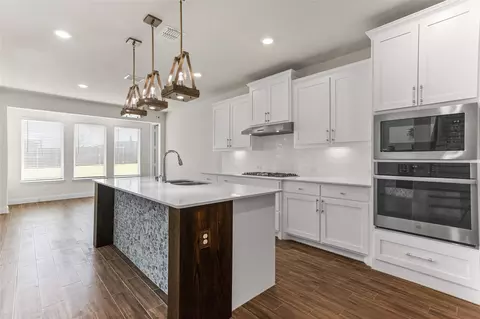 Kitchen - 1223 Aster Pl, Haslet, TX 76052 photo 3 of 4