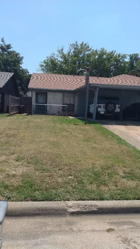3405 S Meadow Dr, Fort Worth, TX 76133