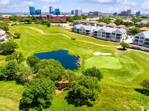 320 N Oconnor Ridge Blvd #24, Irving, TX 75038