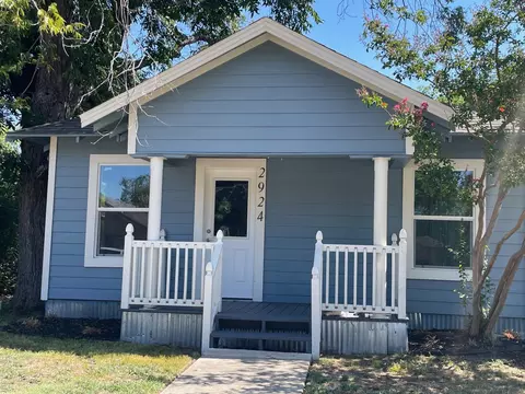 2924 Bomar Ave, Fort Worth, TX 76103