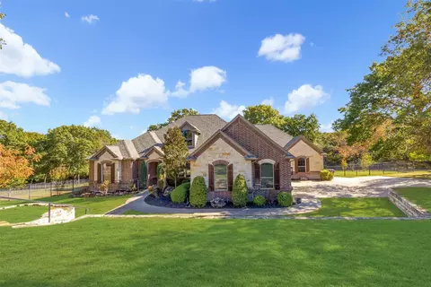 212 N Oakvista Ct, Aledo, TX 76008