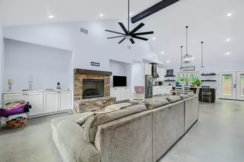 958 Arthur Rd, Denison, TX 75021 photo 7