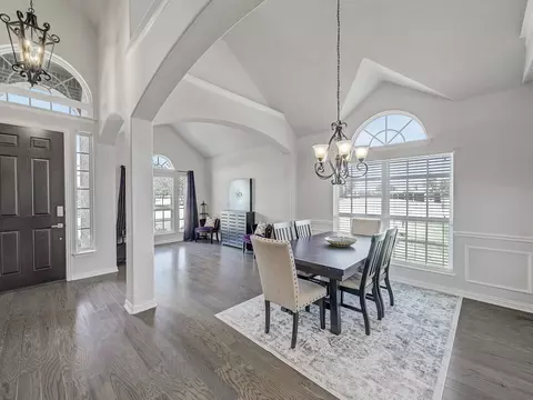 Dining - 7000 Edwards Rd, Denton, TX 76208 photo 1 of 2