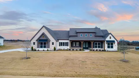 181 Ava Rose Dr, Waxahachie, TX 75167