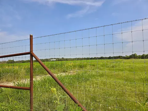 2404 E Fm 916, Cleburne, TX 76031 photo 10