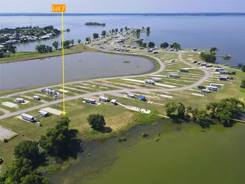 5086 Waterfront Rd, Kerens, TX 75144