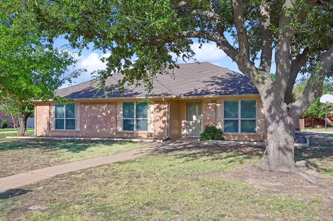 520 Doubletree Dr, Highland Village, TX 75077