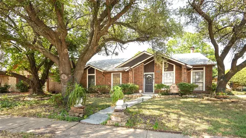 9105 Denver St, Rowlett, TX 75088