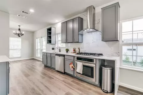 Kitchen - 3005 Kyle Rd, Rowlett, TX 75088 photo 2 of 2