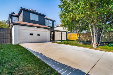 Exterior - 3005 Kyle Rd, Rowlett, TX 75088 photo 2 of 3