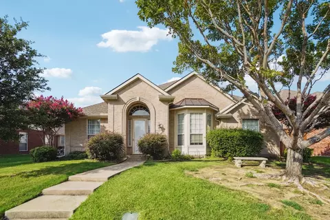 1509 Brewster Dr, Carrollton, TX 75010