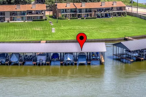 849 S Gun Barrel Ln #G2, Gun Barrel City, TX 75156