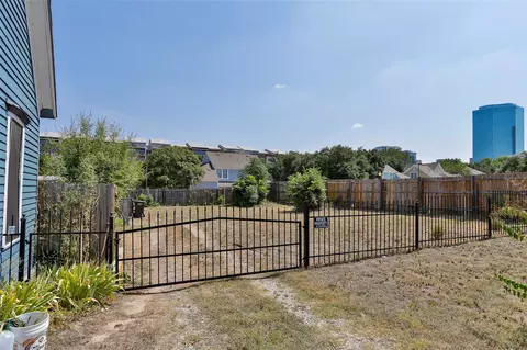 904 E 3rd St, Fort Worth, TX 76102 photo 7