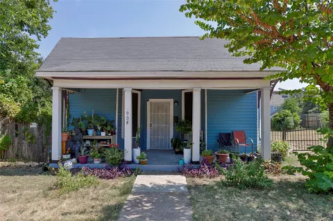 904 E 3rd St, Fort Worth, TX 76102 photo 9