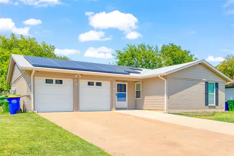 6513 Windrock Dr, Watauga, TX 76148