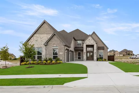 9909 Casa Frontera Dr, Fort Worth, TX 76179