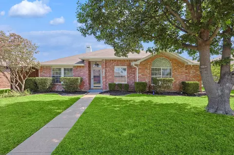 5929 Fox Dr, The Colony, TX 75056