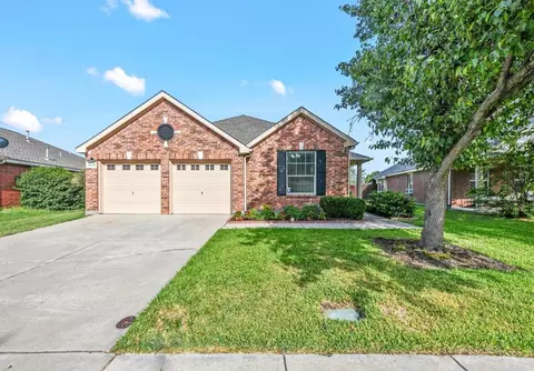 4829 Carrotwood Dr, Fort Worth, TX 76244