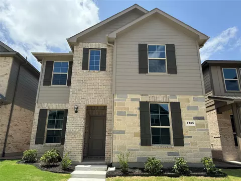 4705 Fellowship St, Haltom City, TX 76117