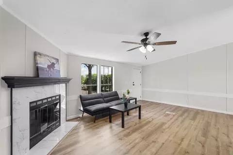 459 Old Church Rd, Waxahachie, TX 75165