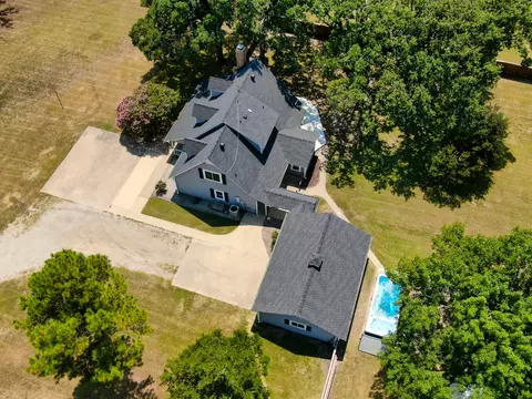 270 Beasley Rd, Combine, TX 75159