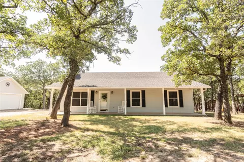 239 Rivercrest Dr, Nocona, TX 76255