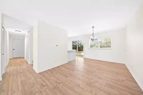 2751 Cartwright St, Irving, TX 75062 photo 14