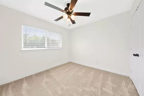 2751 Cartwright St, Irving, TX 75062 photo 16