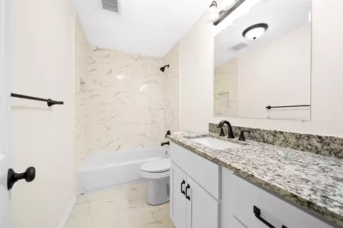 2751 Cartwright St, Irving, TX 75062 photo 17