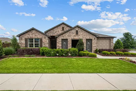 8708 Copper Crossing Dr, Fort Worth, TX 76131