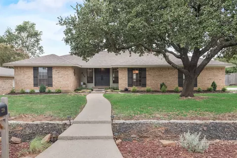 218 Malibu Dr, Highland Village, TX 75077