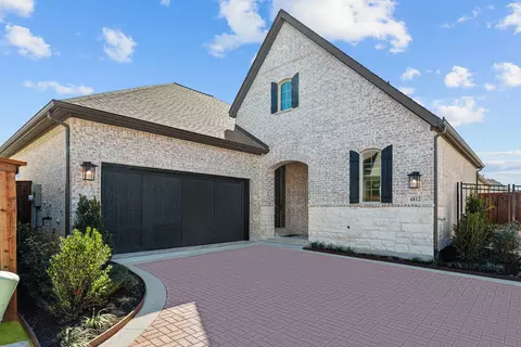 4812 Blackhawk Green Ct, Arlington, TX 76005
