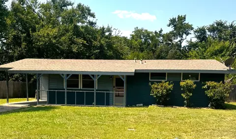 120 Daniel Dr, Kerens, TX 75144