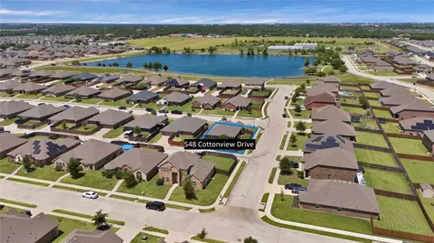 548 Cottonview Dr, Waxahachie, TX 75165