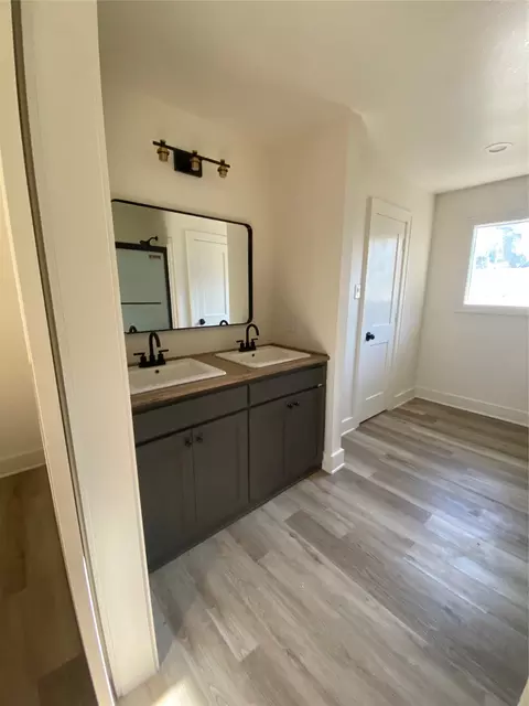 207 E Cardinal St # A, Ector, TX 75439 photo 7