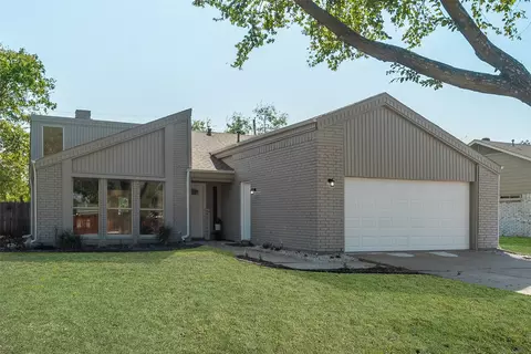 1624 Highpoint Dr, Lewisville, TX 75077