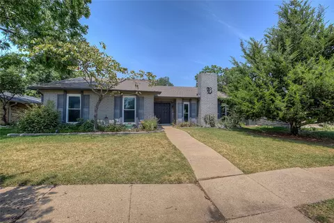 3015 Housley Dr, Dallas, TX 75228