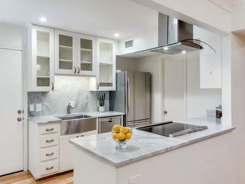 6325 Bandera Ave #A, Dallas, TX 75225
