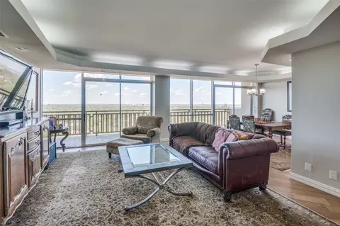 6211 W Northwest Hwy #2604, Dallas, TX 75225