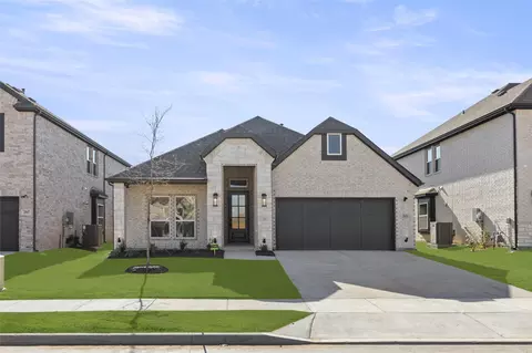 2021 SE Valencia Dr, Little Elm, TX 75068