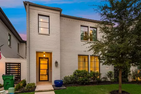 129 Magnolia Ln, Westworth Village, TX 76114